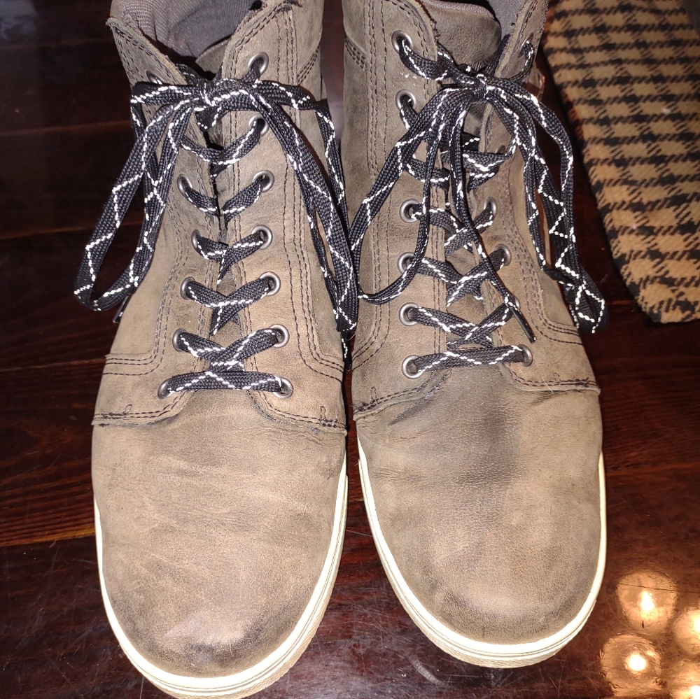 Harley Davidson sneaker/boots - Picture 3 of 5